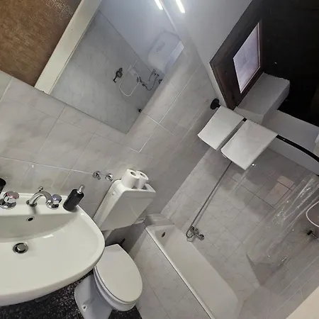 Il Nido - Apartment Germignaga